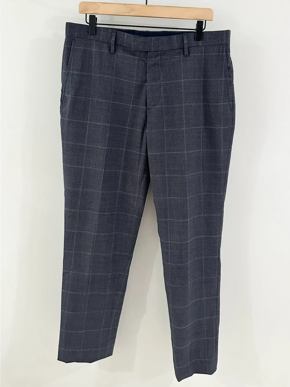 Banana Republic Men’s Slim Fit Dress Pants // Gray Plaid // 33 X 34